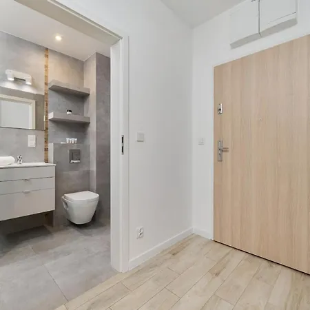 Apartment Quiet Zakladowa By Renters