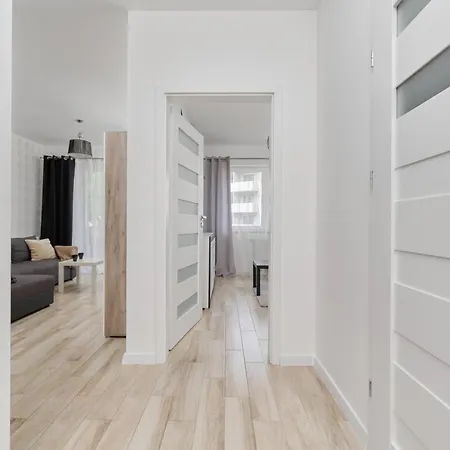 Quiet Zakladowa By Renters Apartment Wroclaw