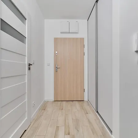 Apartment Quiet Zakladowa By Renters Wroclaw